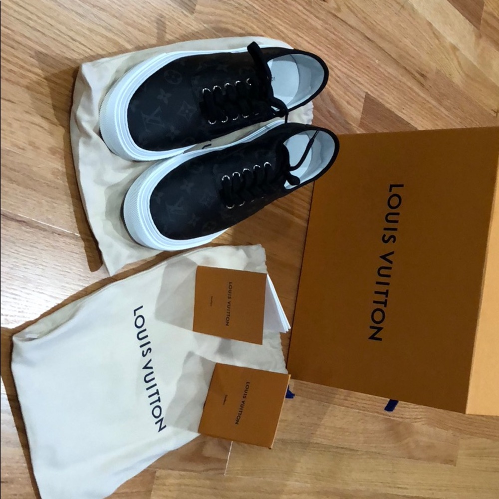 Louis Vuitton Men’s sneakers US size 9, EU size 8